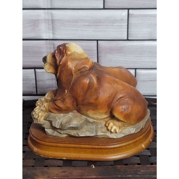 Hound Dog Figurine   - Picture 5 of 10